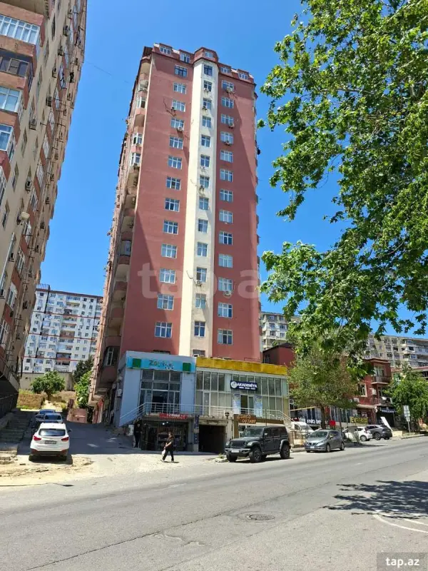 Satılır 2 otaqlı yeni tikili 100 m²