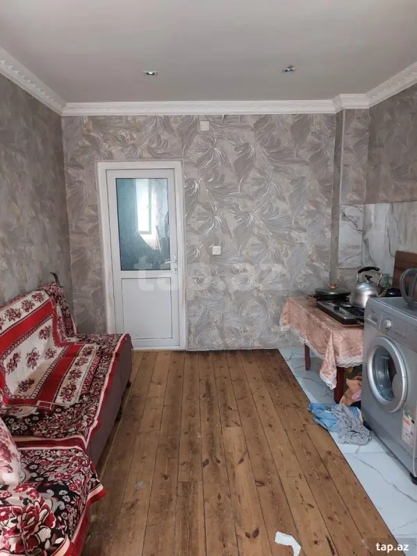 Satılır 4 otaqlı mənzil 96 m²