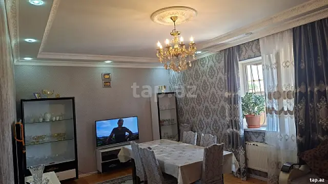 Satılır 4 otaqlı həyət evi 130 m² — Bakı 4 otaq 130.00 m²