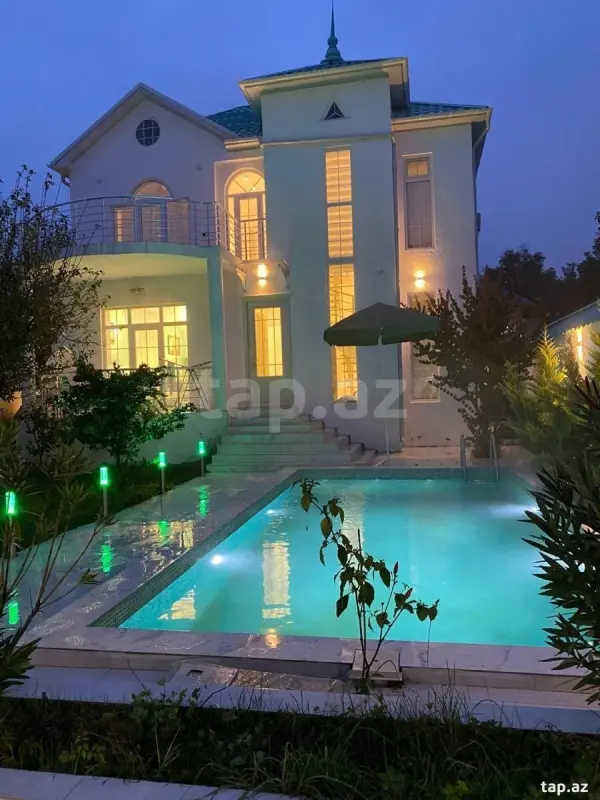 Kirayə verilir 5 otaqlı həyət evi 250 m²