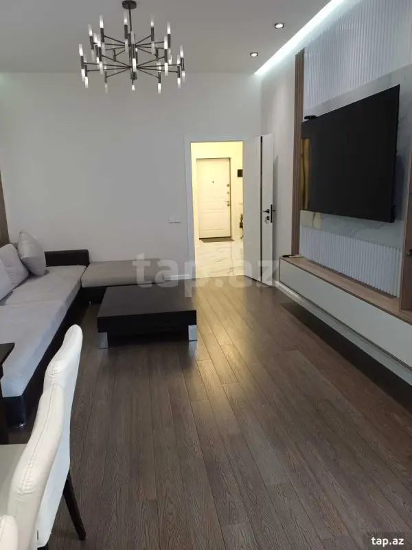 Satılır 2 otaqlı yeni tikili 75 m²