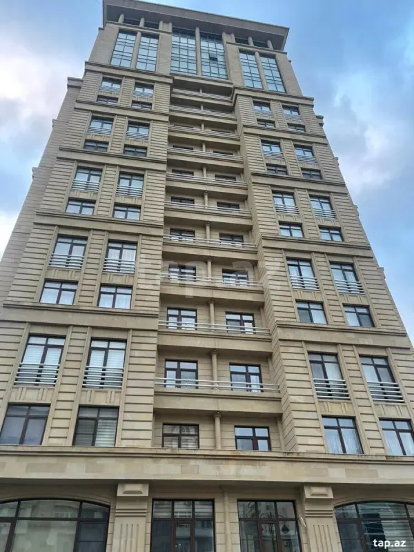 Kirayə verilir 2 otaqlı yeni tikili 100 m²