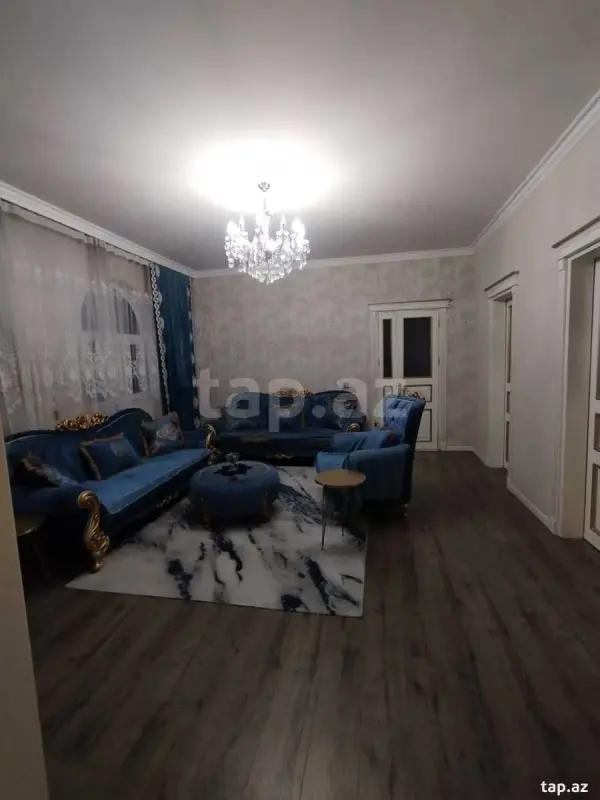 Satılır 5 otaqlı həyət evi 600 m²