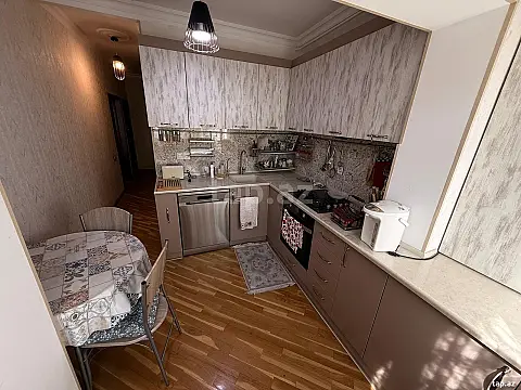 Satılır 2 otaqlı mənzil 60 m² — Bakı 2 otaq 60.00 m²