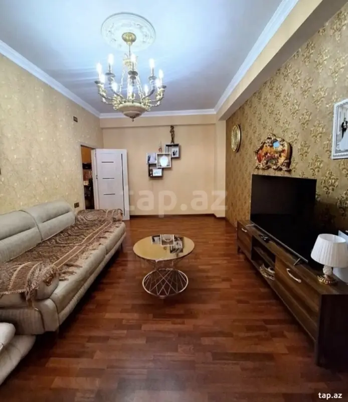 Kirayə verilir 3 otaqlı yeni tikili 80 m²