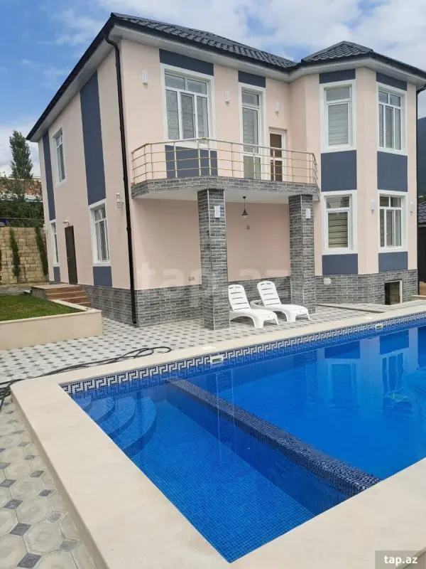 Kirayə verilir 4 otaqlı həyət evi 250 m²