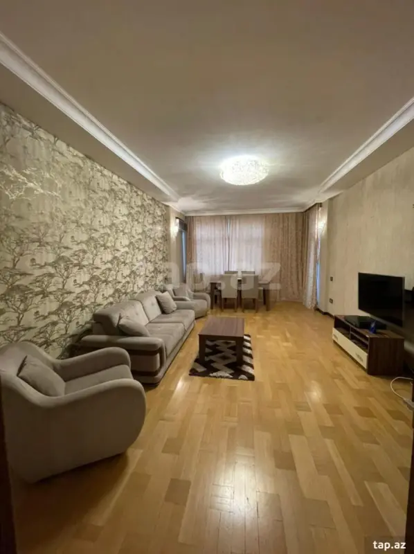 Kirayə verilir 3 otaqlı yeni tikili 120 m²