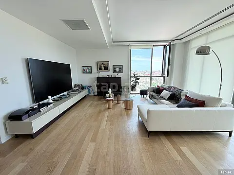 Kirayə verilir 4 otaqlı yeni tikili 170 m² — Bakı, Nizami 4 otaq 170.00 m²