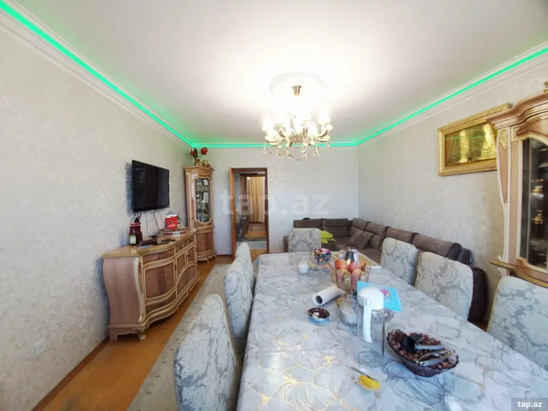 Satılır 4 otaqlı mənzil 100 m²