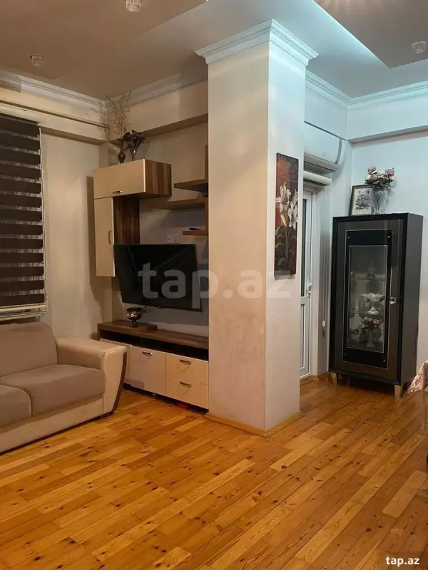 Kirayə verilir 3 otaqlı yeni tikili 81 m²