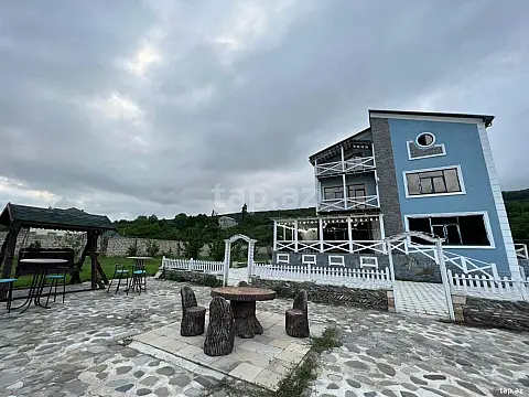 Kirayə verilir 3 otaqlı həyət evi 300 m² — Quba 3 otaq 300.00 m²