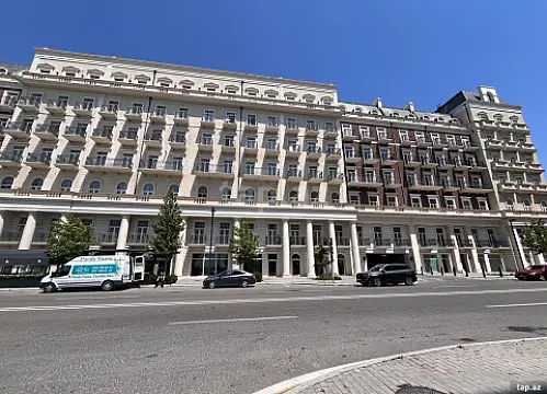 Satılır 4 otaqlı yeni tikili 136 m² — Bakı 4 otaq 136.00 m²