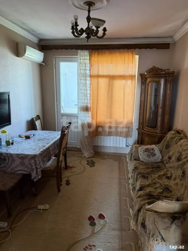 Kirayə verilir 2 otaqlı mənzil 50 m²