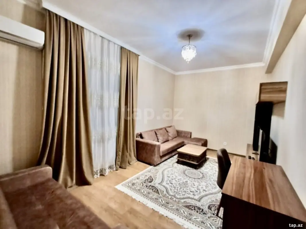 Satılır 2 otaqlı yeni tikili 70 m²