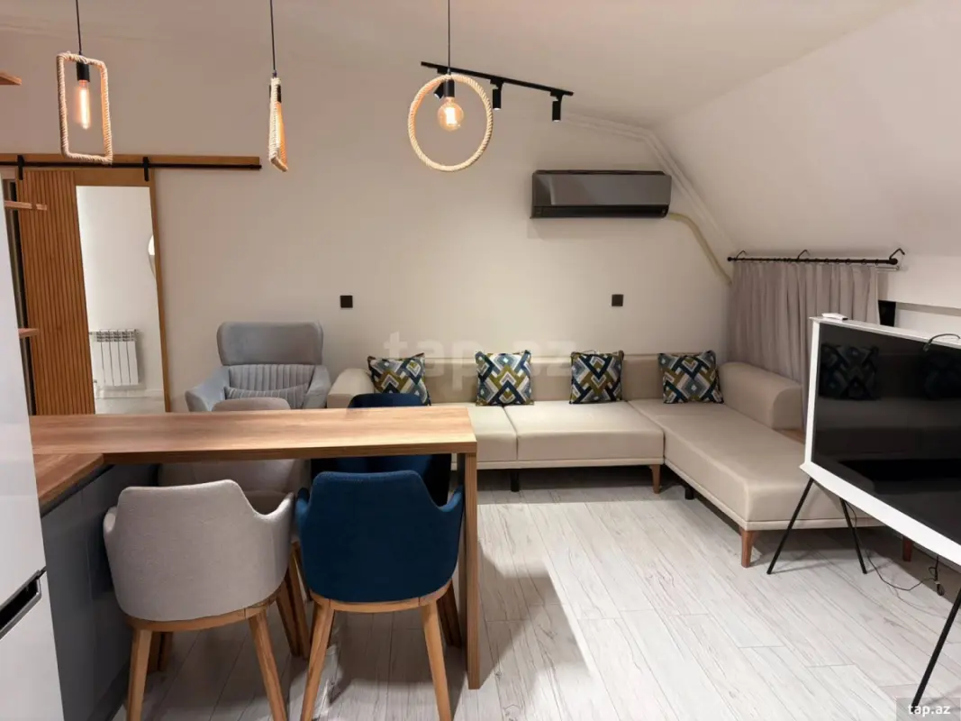 Kirayə verilir 2 otaqlı yeni tikili 75 m²