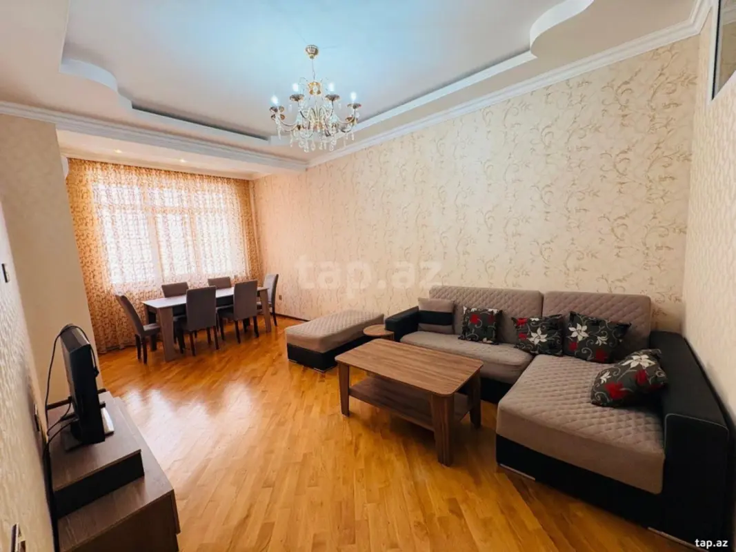 Kirayə verilir 2 otaqlı yeni tikili 70 m²