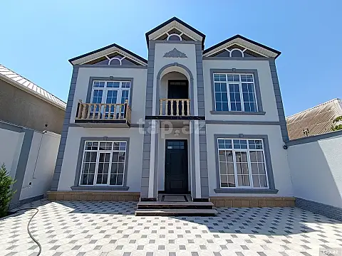 Satılır 5 otaqlı həyət evi 200 m² — Bakı 5 otaq 200.00 m²