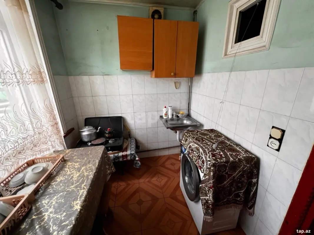 Kirayə verilir 2 otaqlı mənzil 85 m²