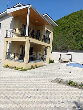 Kirayə verilir 5 otaqlı həyət evi 80 m² — Qax 5 otaq 80.00 m²