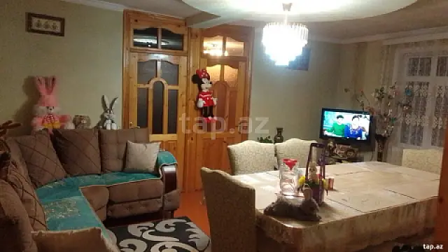 Satılır 6 otaqlı həyət evi 130 m² — Gəncə 6 otaq 130.00 m²