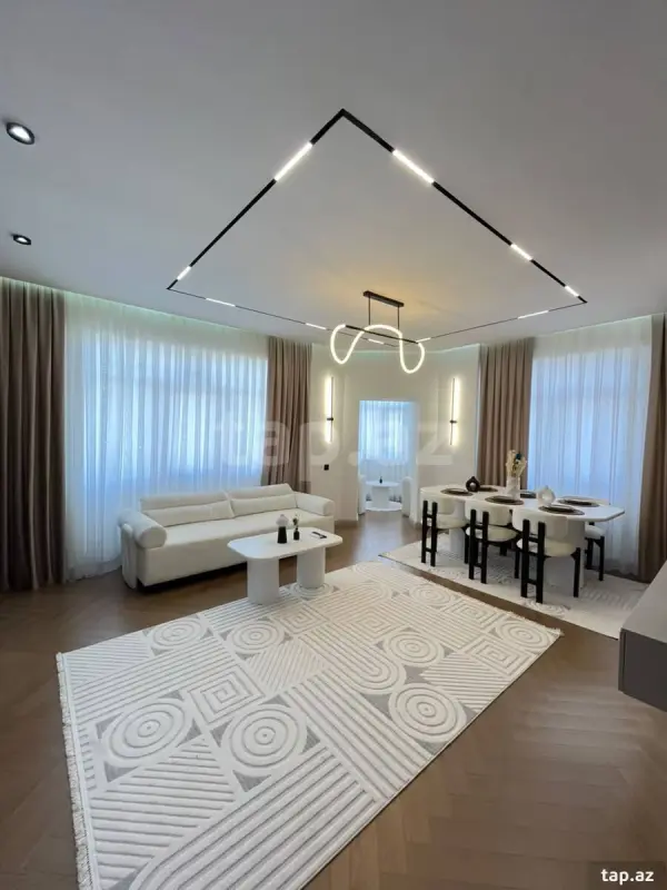 Satılır 3 otaqlı yeni tikili 95 m²