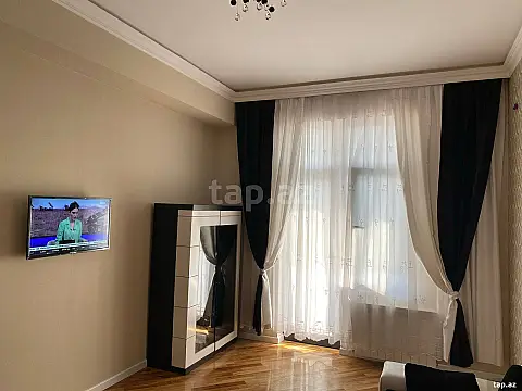 Kirayə verilir 2 otaqlı yeni tikili 80 m² — Bakı 2 otaq 80.00 m²