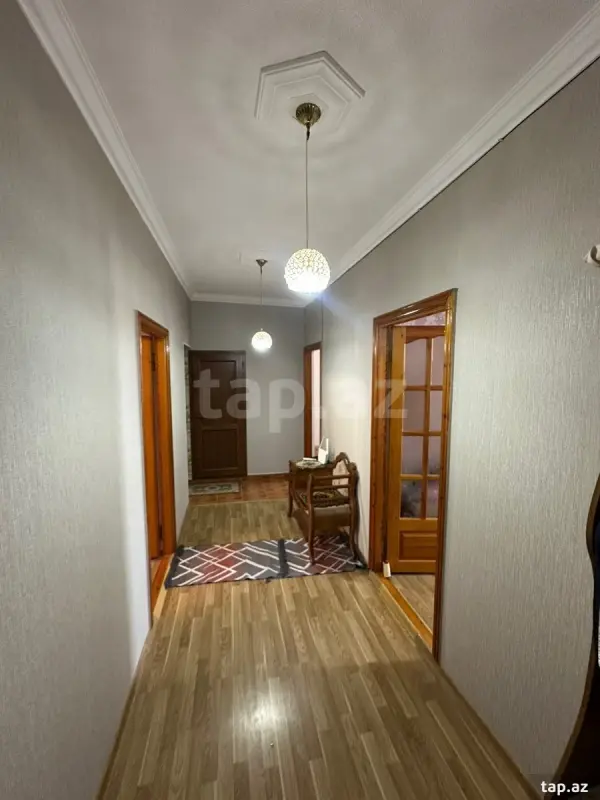 Satılır 4 otaqlı mənzil 100 m²