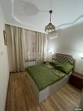 Satılır 4 otaqlı həyət evi 700 m² — Bakı, Novxanı 4 otaq 700.00 m²