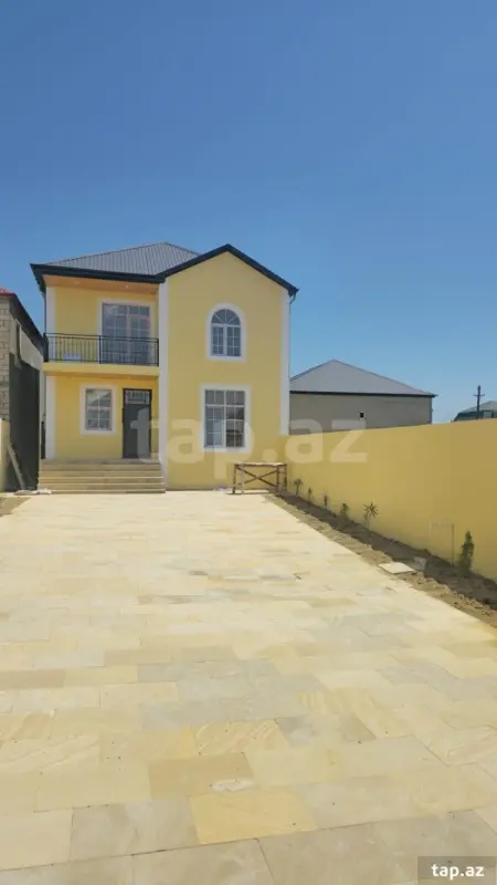 Satılır 4 otaqlı həyət evi 145 m²