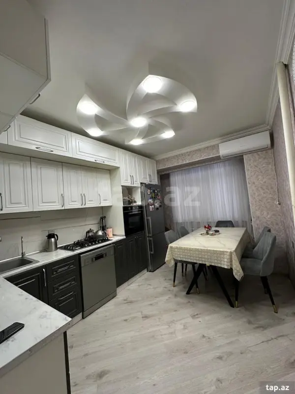 Satılır 3 otaqlı mənzil 70 m²