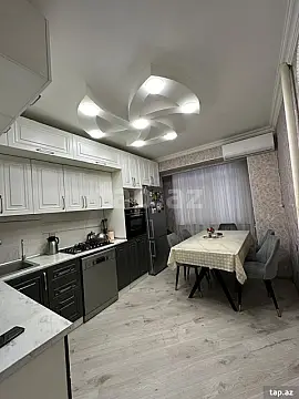 Satılır 3 otaqlı mənzil 70 m² — Bakı, Yeni Günəşli 3 otaq 70.00 m²