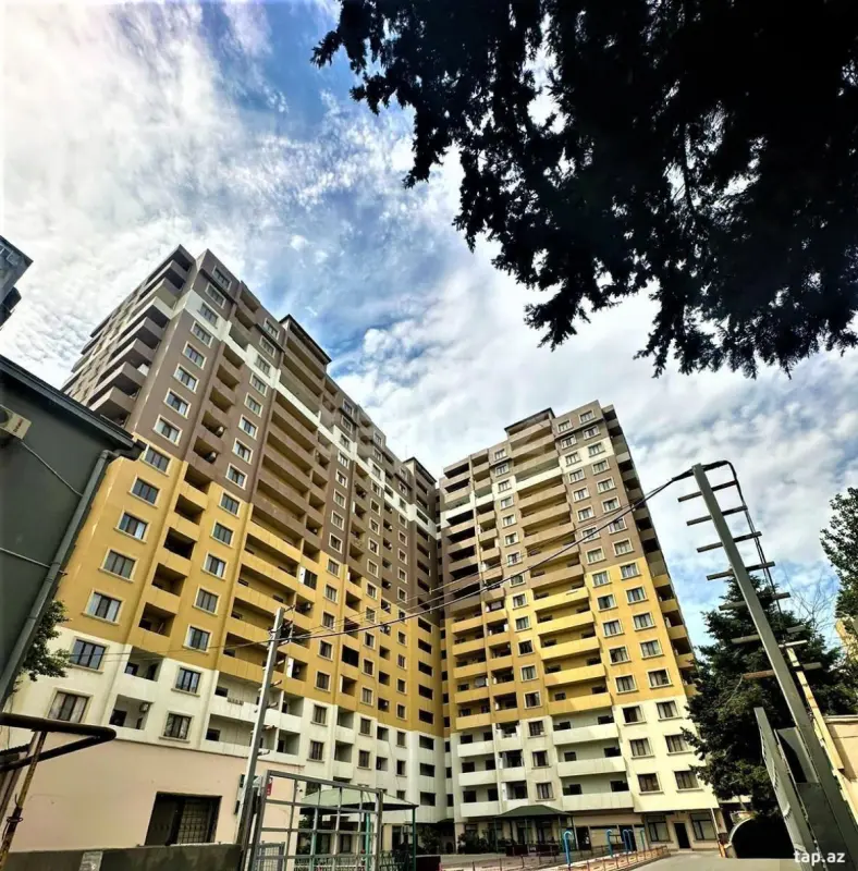 Kirayə verilir 2 otaqlı yeni tikili 90 m²