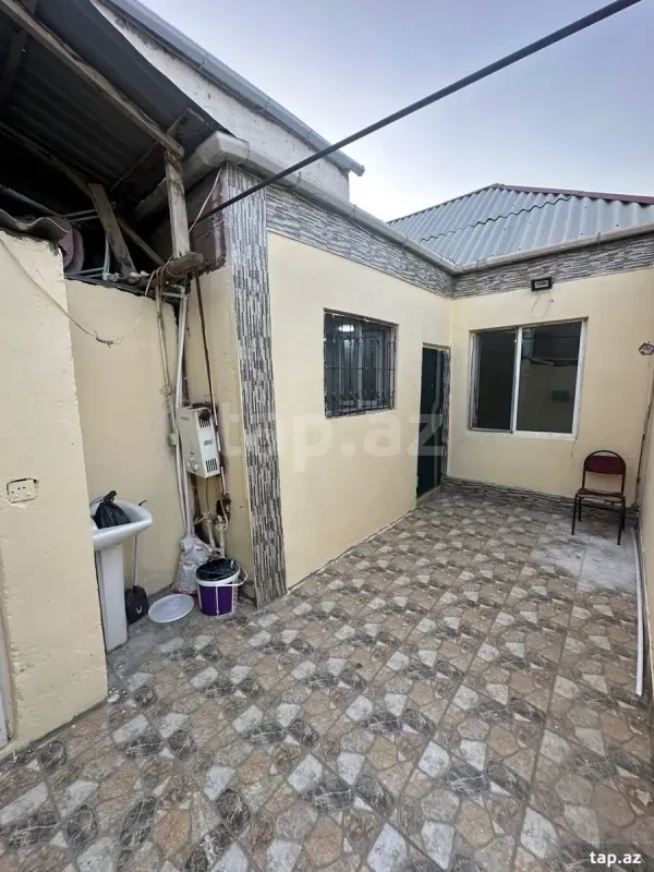 Satılır 3 otaqlı həyət evi 80 m²