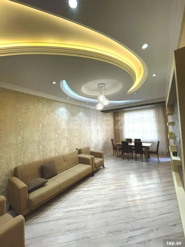 Kirayə verilir 3 otaqlı yeni tikili 125 m²