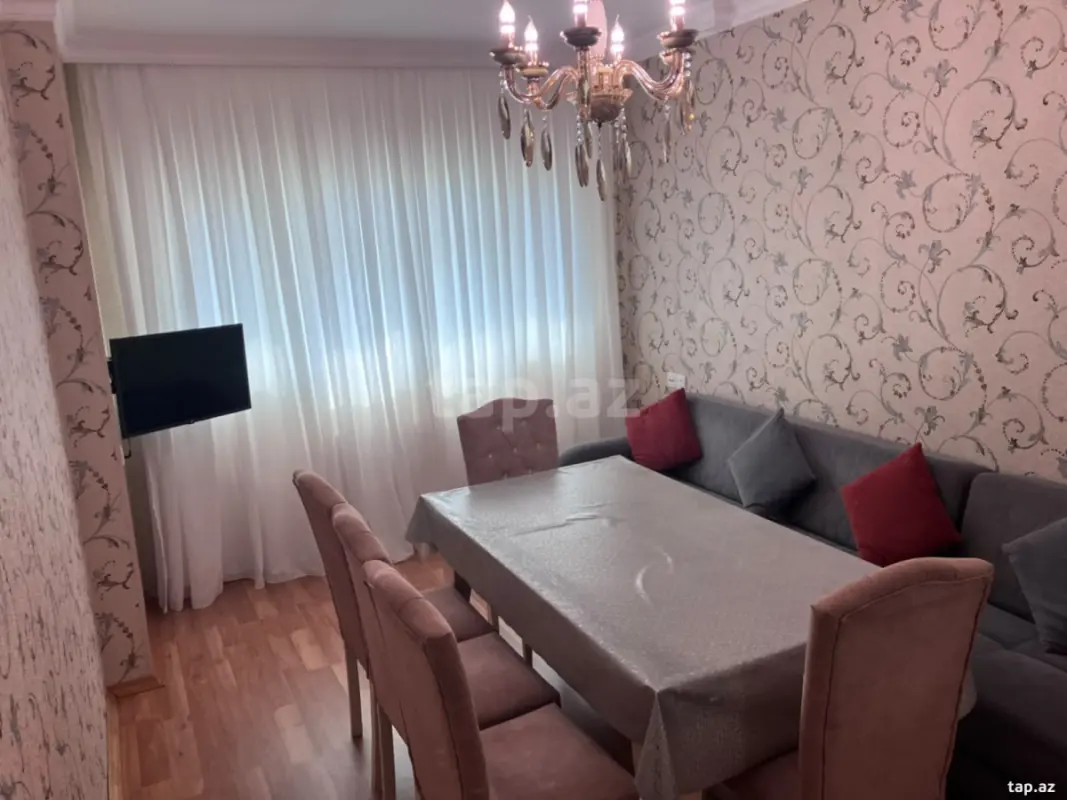 Satılır 3 otaqlı yeni tikili 75 m²