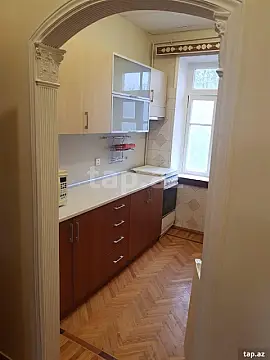 Kirayə verilir 2 otaqlı mənzil 70 m² — Bakı, Nərimanov 2 otaq 70.00 m²