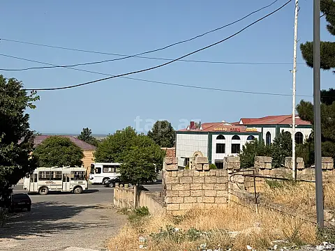 Satılır torpaq sahəsi — Şabran