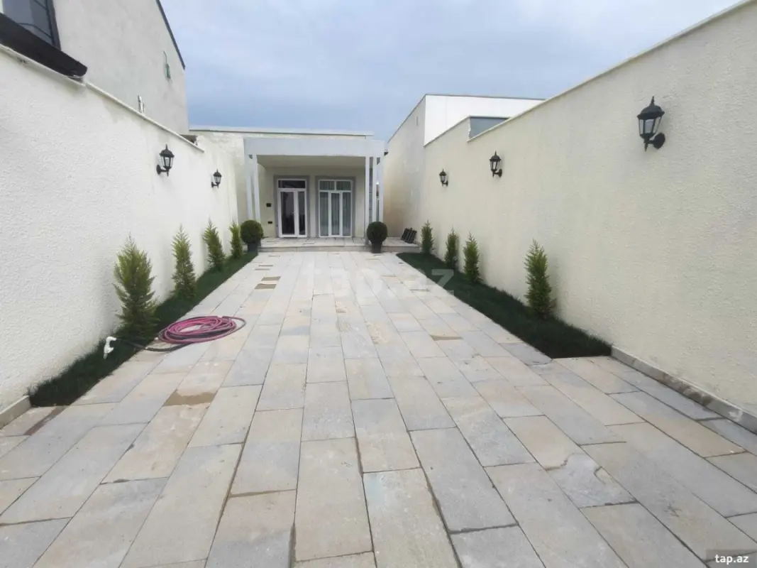 Satılır 4 otaqlı həyət evi 115 m²