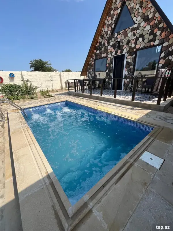 Kirayə verilir 3 otaqlı həyət evi 200 m²