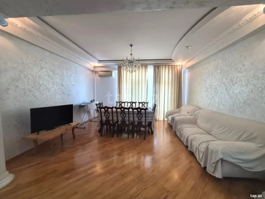 Kirayə verilir 2 otaqlı yeni tikili 90 m²