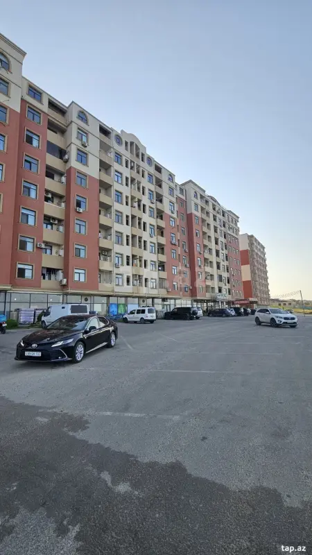 Satılır 3 otaqlı yeni tikili 72 m²