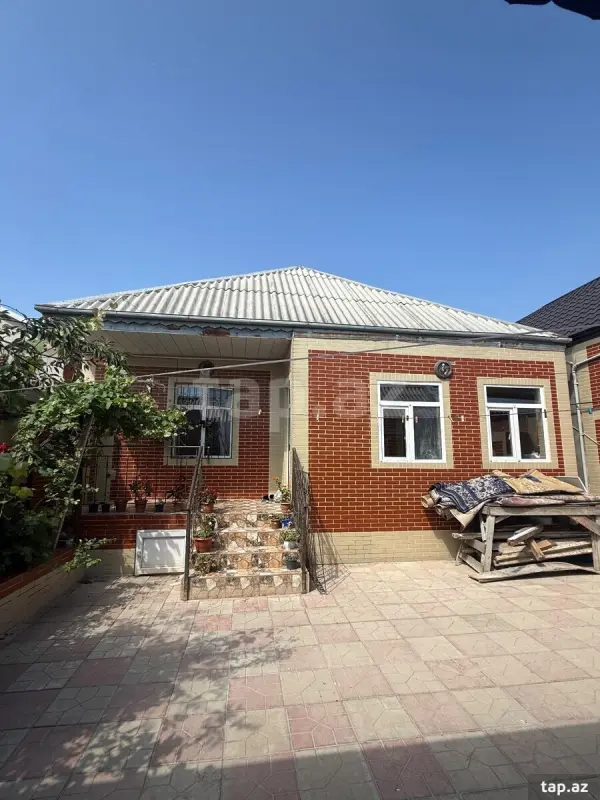 Satılır 3 otaqlı həyət evi 90 m²