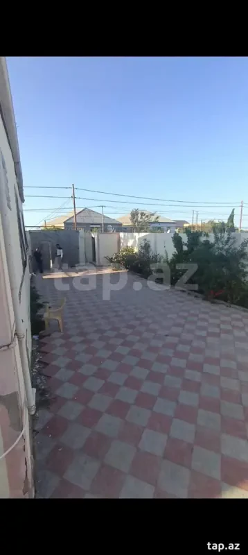 Satılır 3 otaqlı həyət evi 100 m²