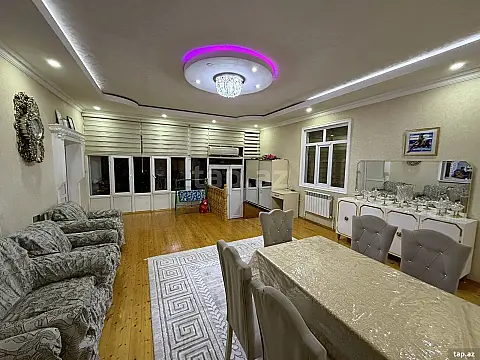 Satılır 6 otaqlı həyət evi 680 m² — Gəncə 6 otaq 680.00 m²