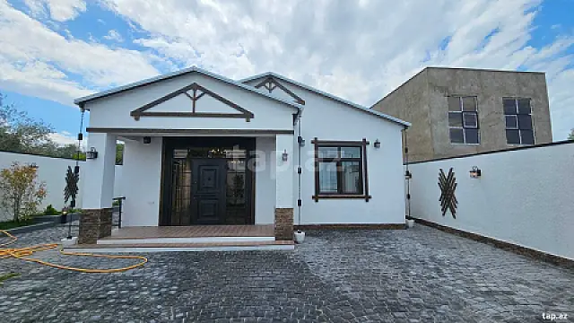 Satılır 2 otaqlı həyət evi 80 m² — Bakı, Novxanı 2 otaq 80.00 m²