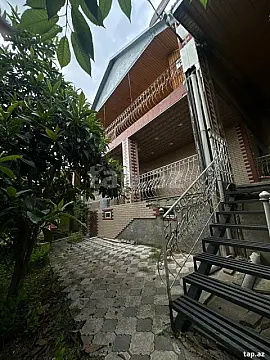 Satılır 4 otaqlı həyət evi 160 m² — Şamaxı 4 otaq 160.00 m²