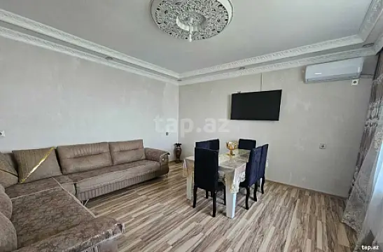 Satılır 4 otaqlı həyət evi 200 m² — Mingəçevir 4 otaq 200.00 m²