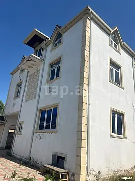 Satılır 7 otaqlı həyət evi 500 m² — Bakı, Novxanı 7 otaq 500.00 m²