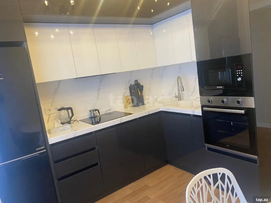 Kirayə verilir 3 otaqlı yeni tikili 103 m²