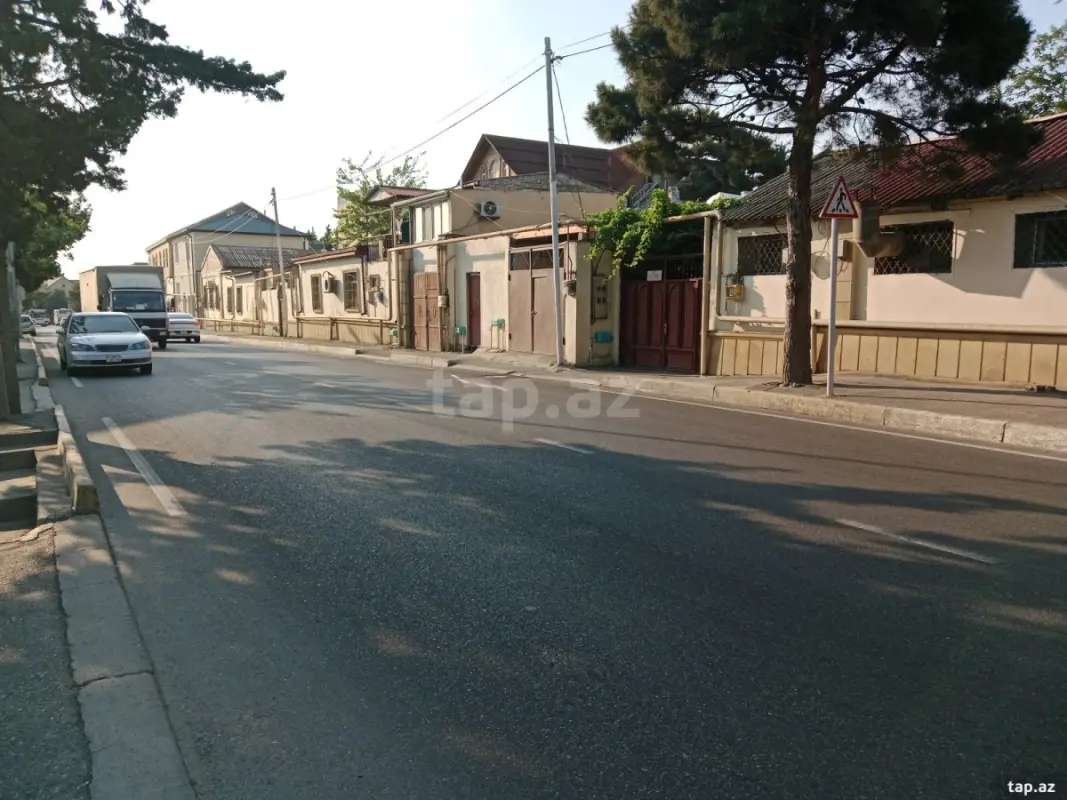 Satılır 6 otaqlı həyət evi 120 m²
